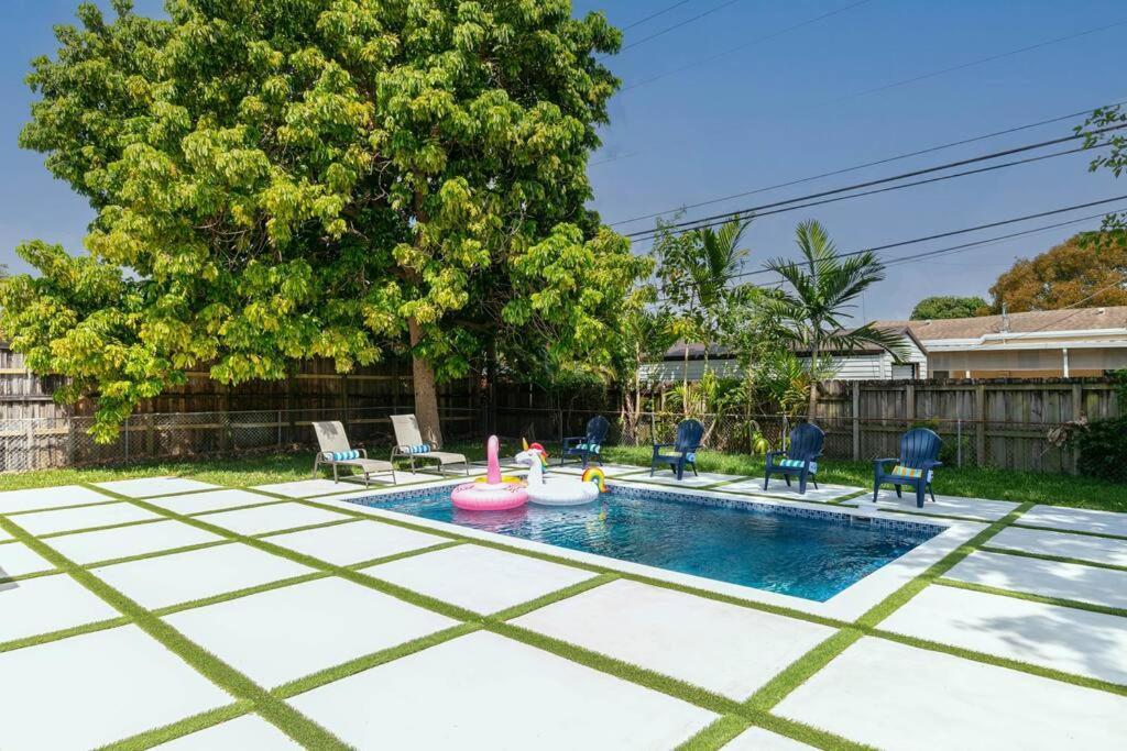 New Miami Home, Pool Near Airport And Beaches, King Bed Dış mekan fotoğraf